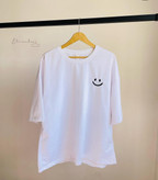 تیشرت طرح لبخند سفید